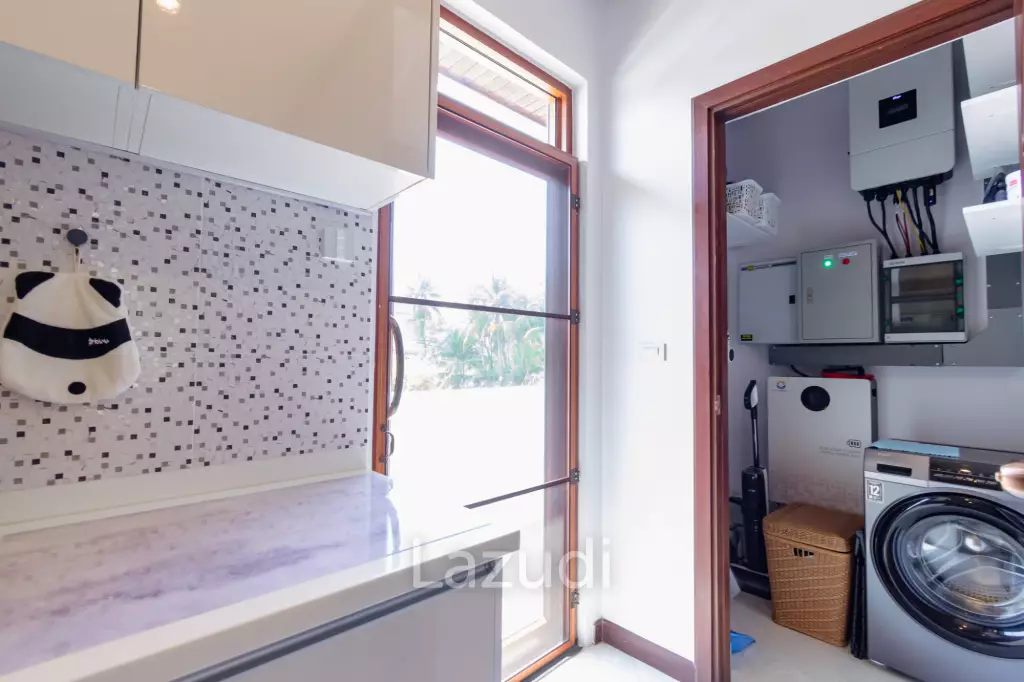 MANORA VILLAGE : RENOVATED 2 BED VILLA WITH JACUZZI