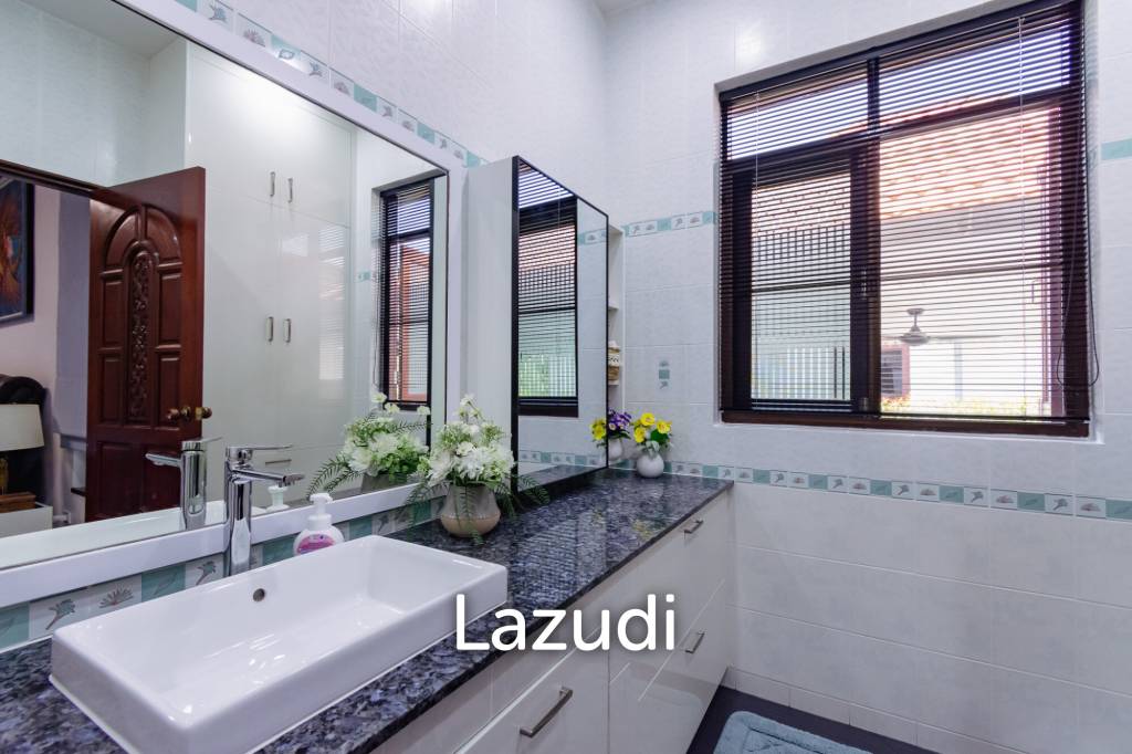 MANORA VILLAGE : RENOVATED 2 BED VILLA WITH JACUZZI