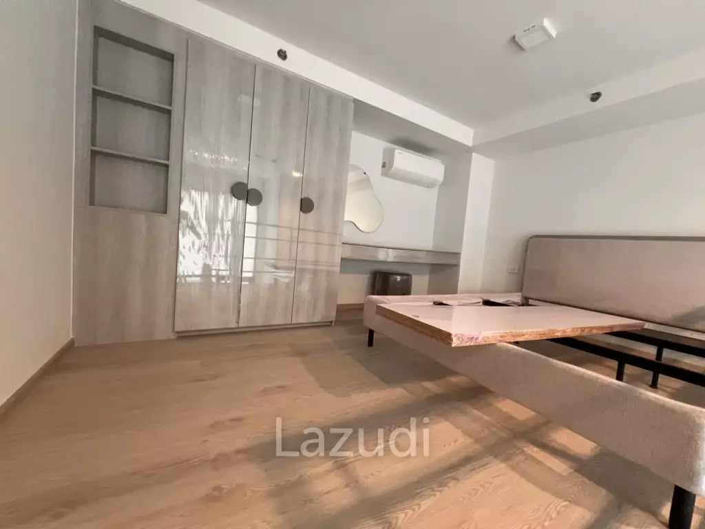 1 Bed Loft High Ceilling condo near Kaset and Sripatum University