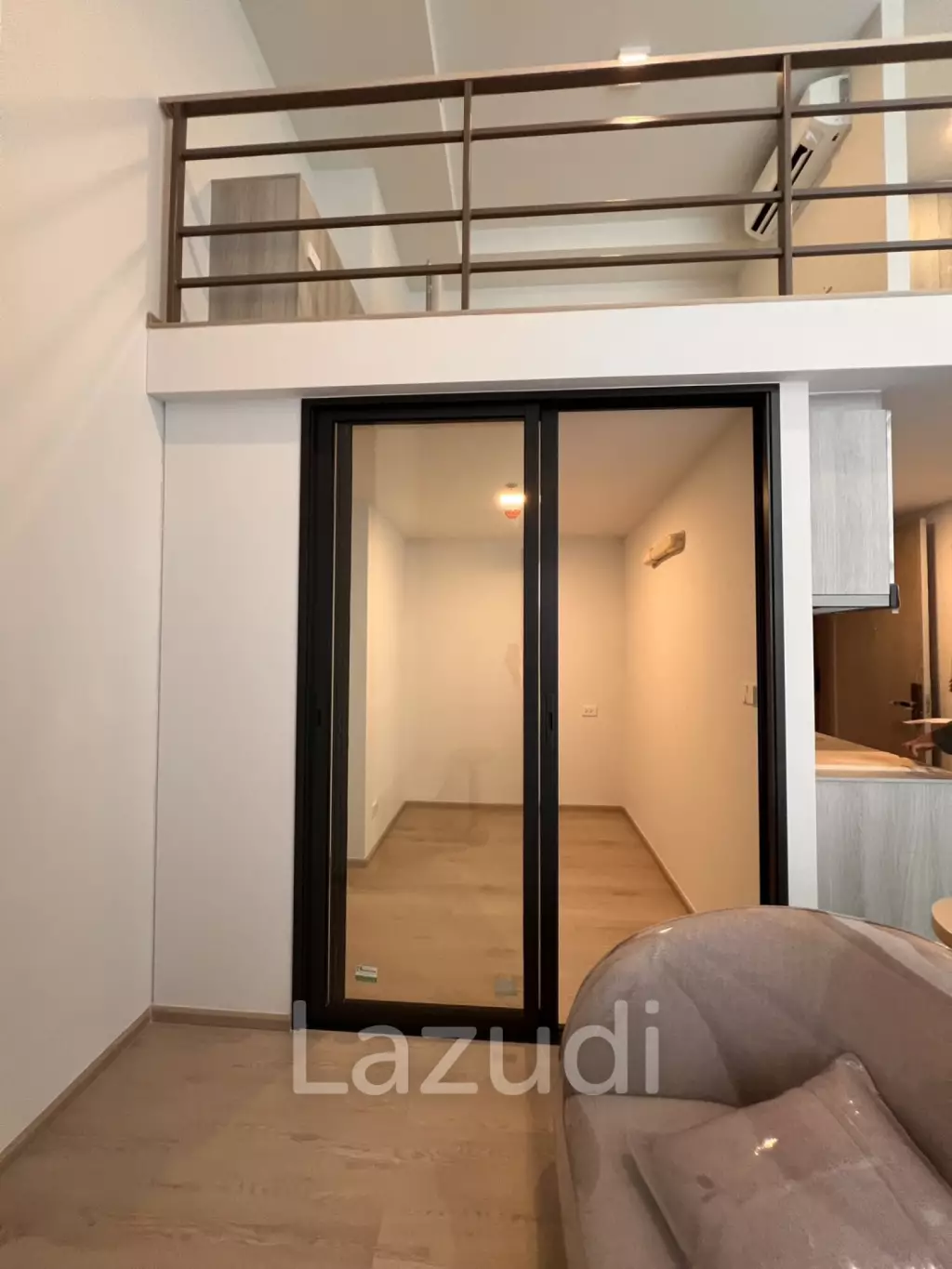 1 Bed Loft High Ceilling condo near Kaset and Sripatum University