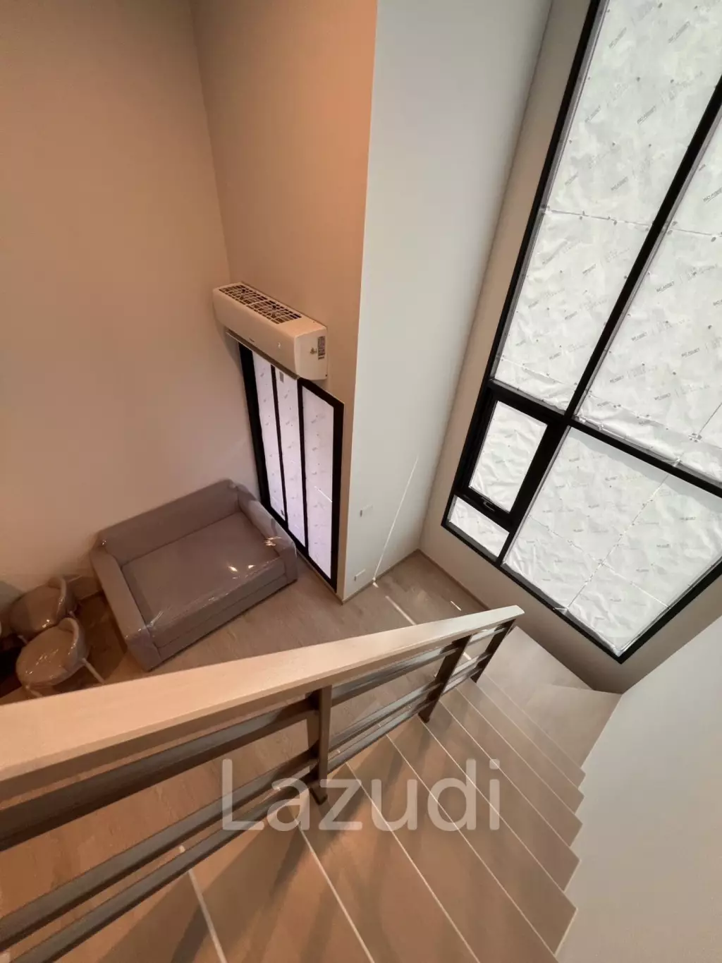 1 Bed Loft High Ceilling condo near Kaset and Sripatum University