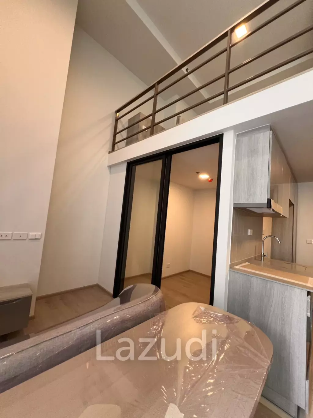 1 Bed Loft High Ceilling condo near Kaset and Sripatum University