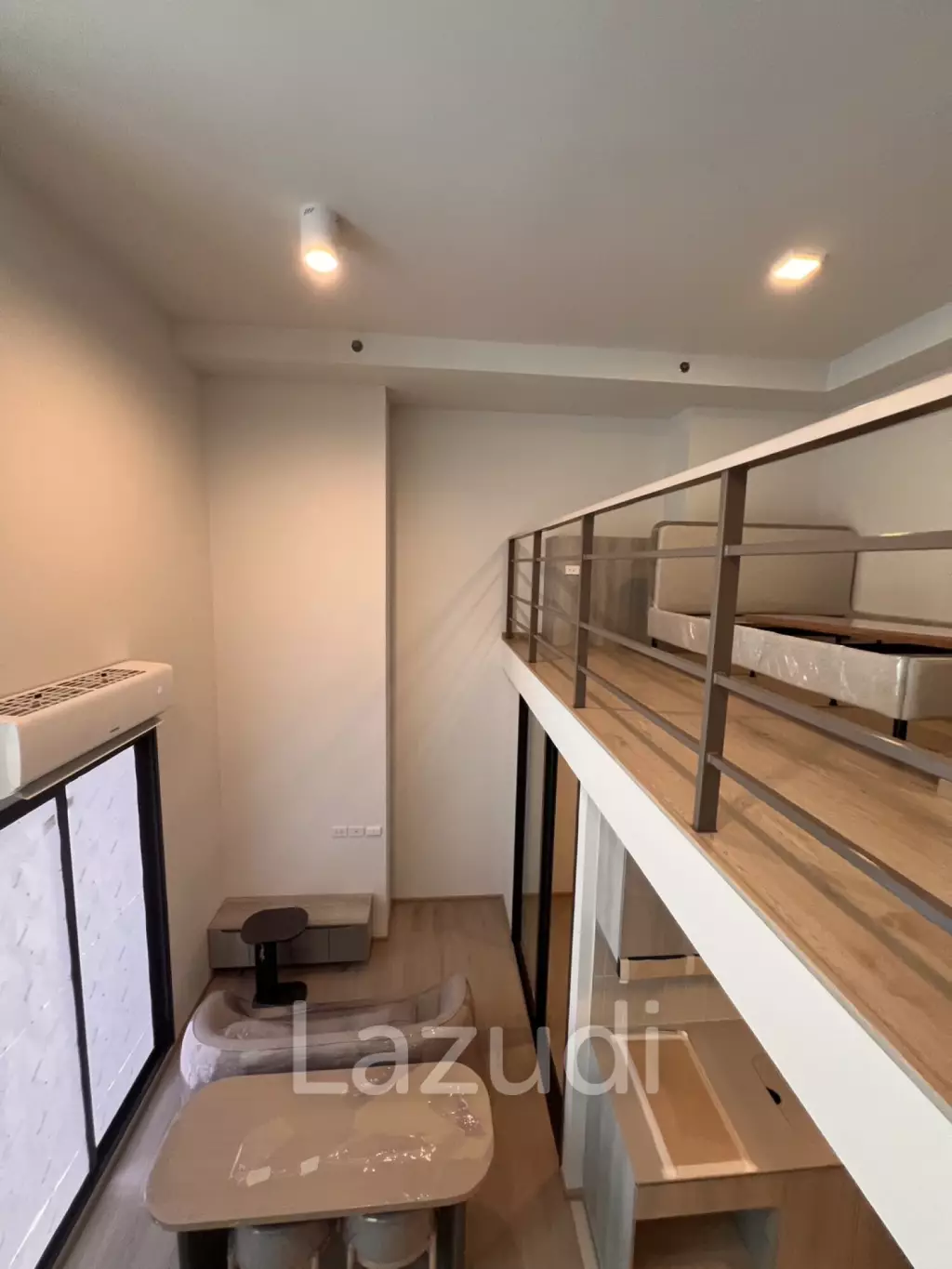 1 Bed Loft High Ceilling condo near Kaset and Sripatum University