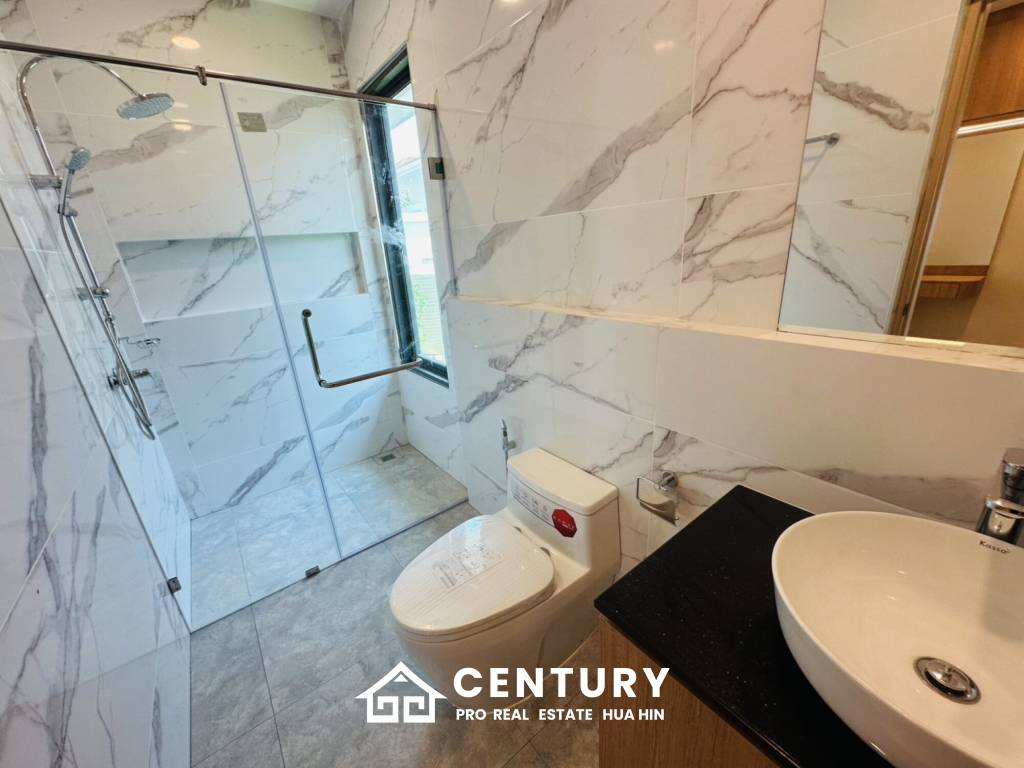 113 sqm modern pool villa in Wang Phong Pran Buri