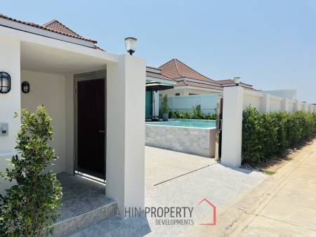 113 sqm modern pool villa in Wang Phong Pran Buri