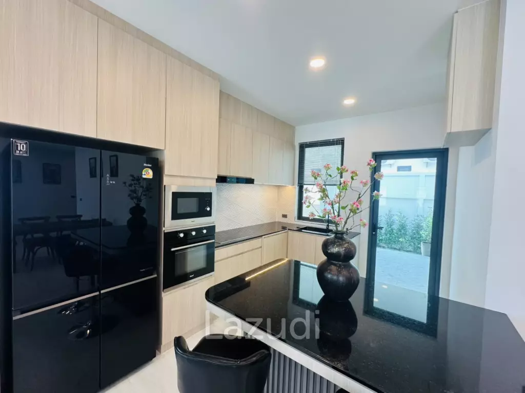 113 sqm modern pool villa in Wang Phong Pran Buri