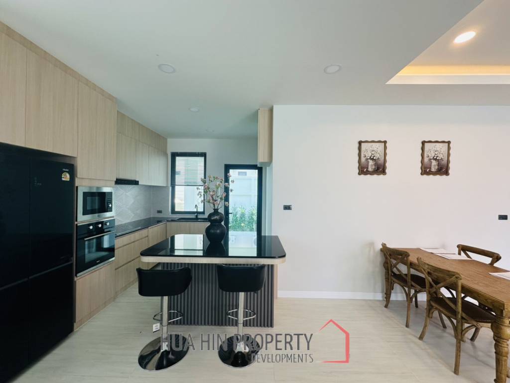 113 sqm modern pool villa in Wang Phong Pran Buri