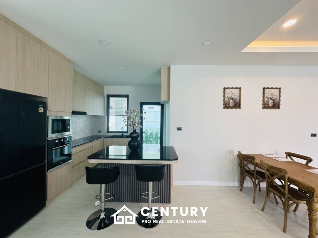 113 sqm modern pool villa in Wang Phong Pran Buri