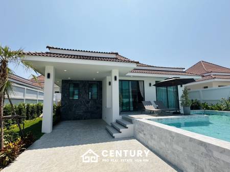 113 sqm modern pool villa in Wang Phong Pran Buri