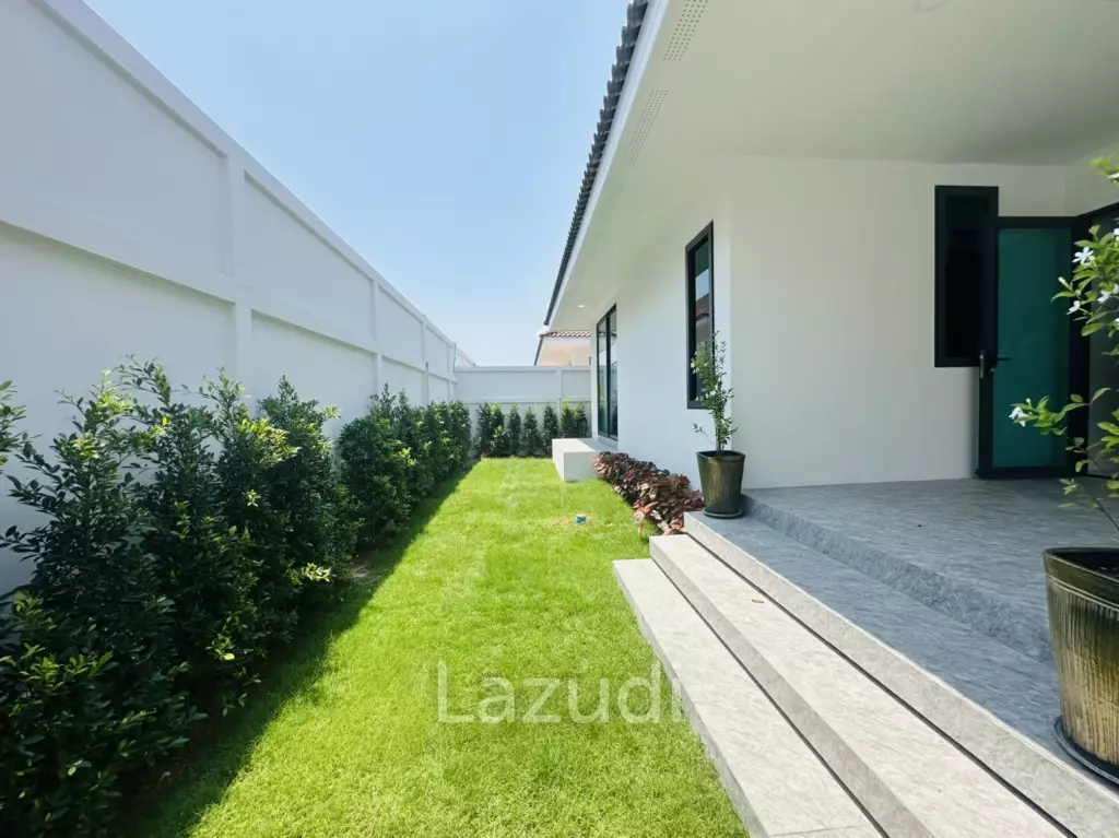 113 sqm modern pool villa in Wang Phong Pran Buri