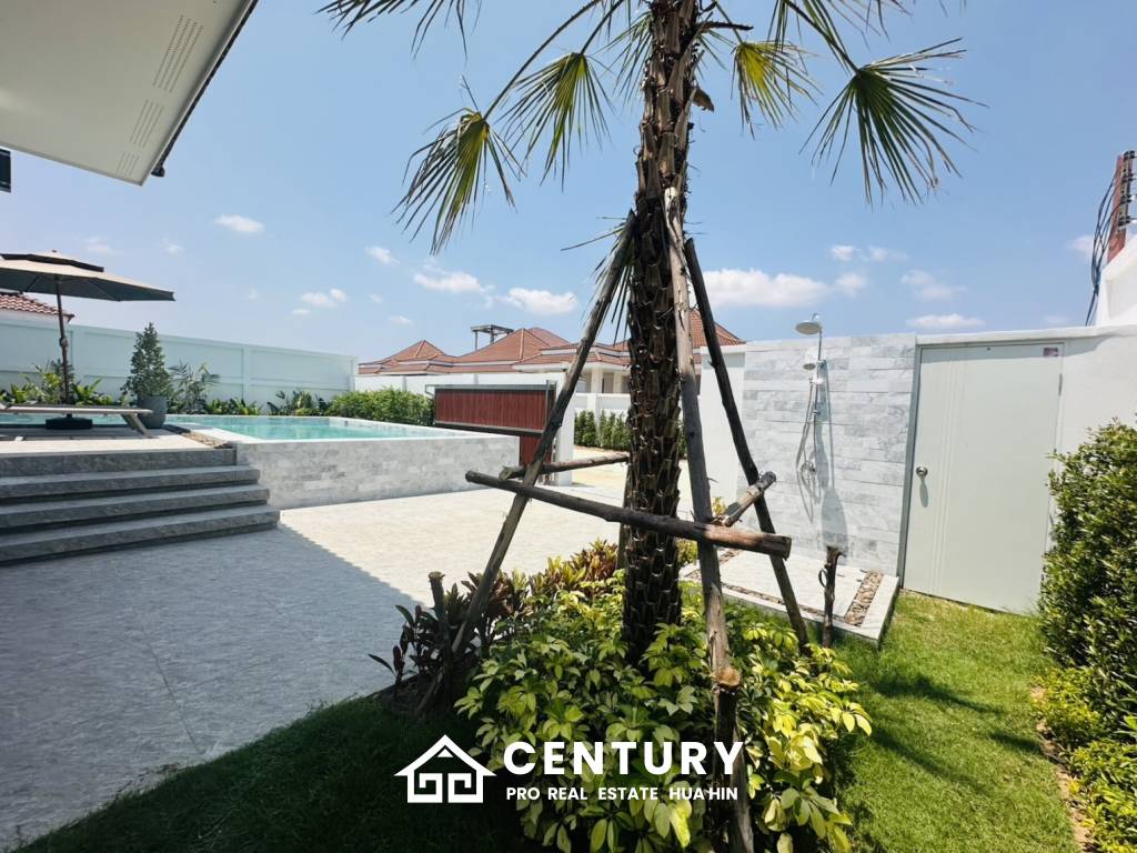 113 sqm modern pool villa in Wang Phong Pran Buri