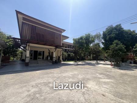 ขายโรงแรม 19 ห้องพักวิวติดหนองน้ำพร้อมสระว่ายน้ำใกล้ตัวเมือง