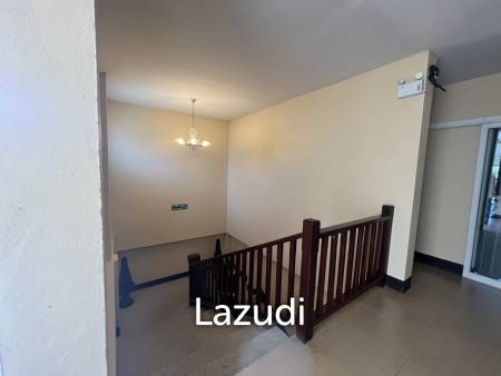 ขายโรงแรม 19 ห้องพักวิวติดหนองน้ำพร้อมสระว่ายน้ำใกล้ตัวเมือง