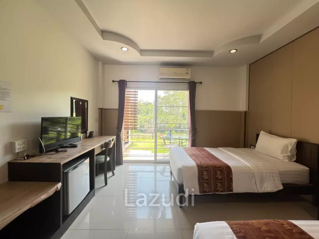 ขายโรงแรม 19 ห้องพักวิวติดหนองน้ำพร้อมสระว่ายน้ำใกล้ตัวเมือง