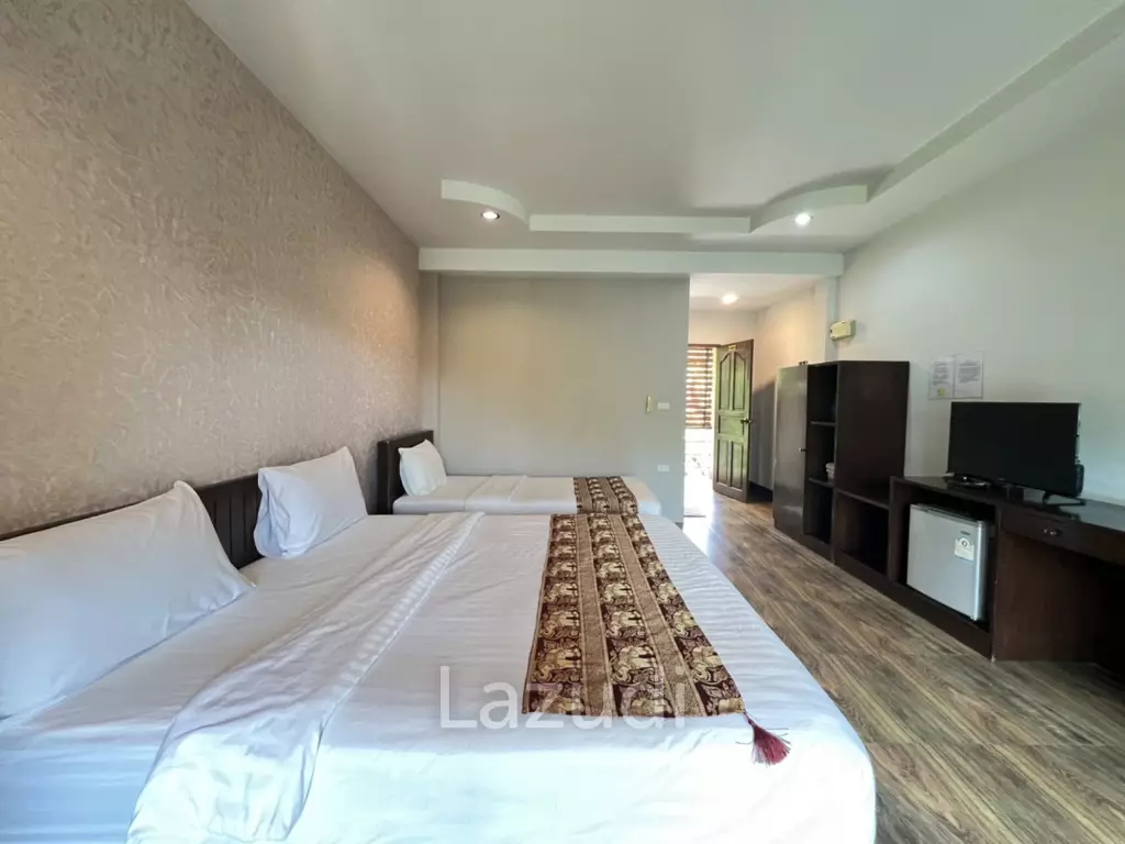 ขายโรงแรม 19 ห้องพักวิวติดหนองน้ำพร้อมสระว่ายน้ำใกล้ตัวเมือง