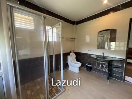 ขายโรงแรม 19 ห้องพักวิวติดหนองน้ำพร้อมสระว่ายน้ำใกล้ตัวเมือง