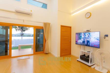 Сдается в аренду / вид на озеро / частный бассейн