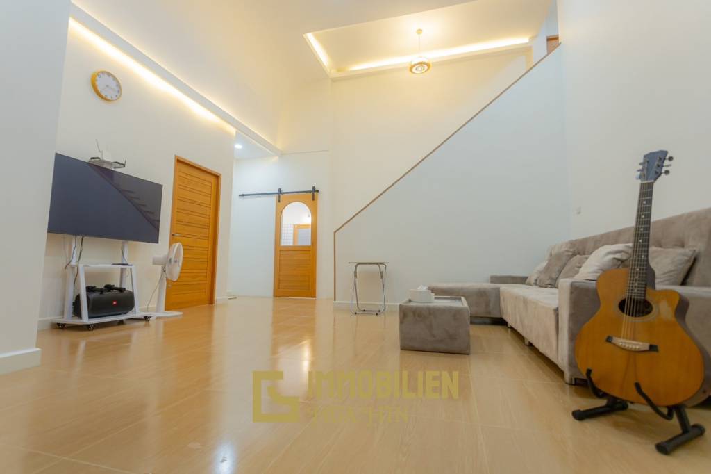 Сдается в аренду / вид на озеро / частный бассейн