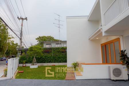 Сдается в аренду / вид на озеро / частный бассейн