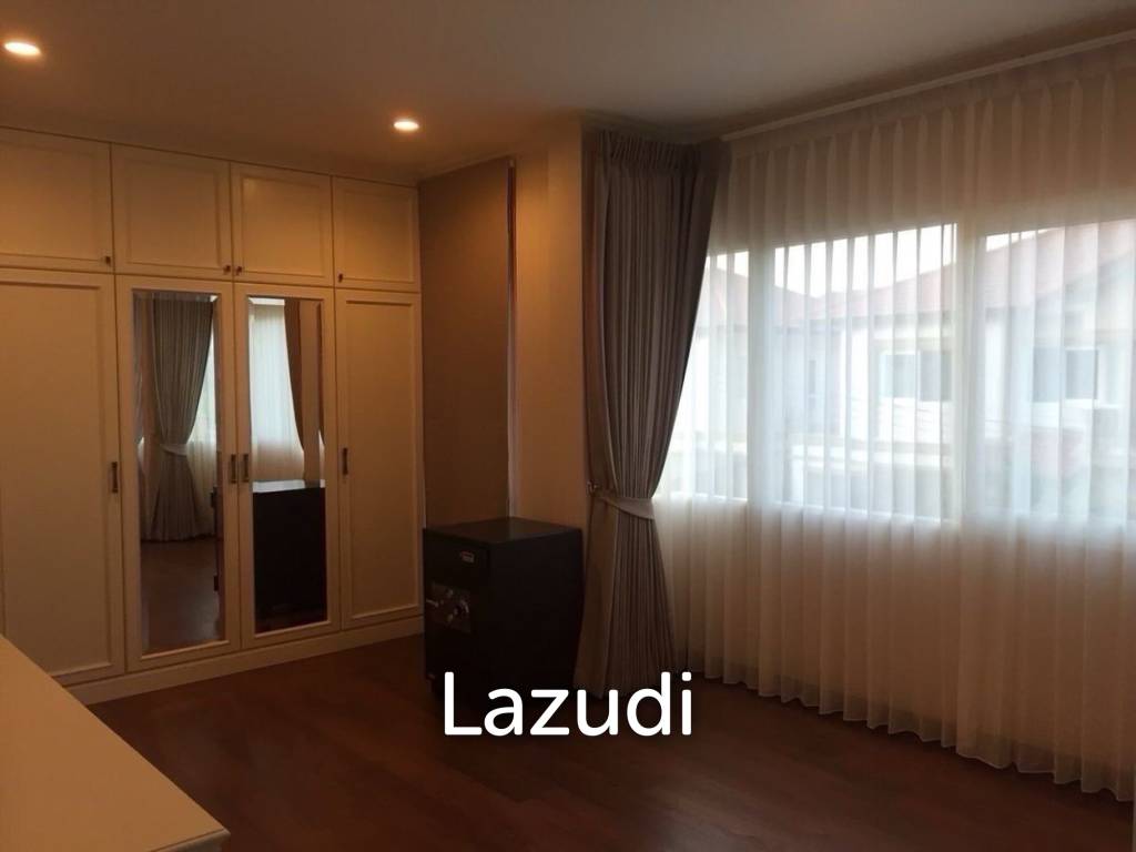 Modern 265 sqm  4 Bed house in Lak Song Bang Khae Bangkok