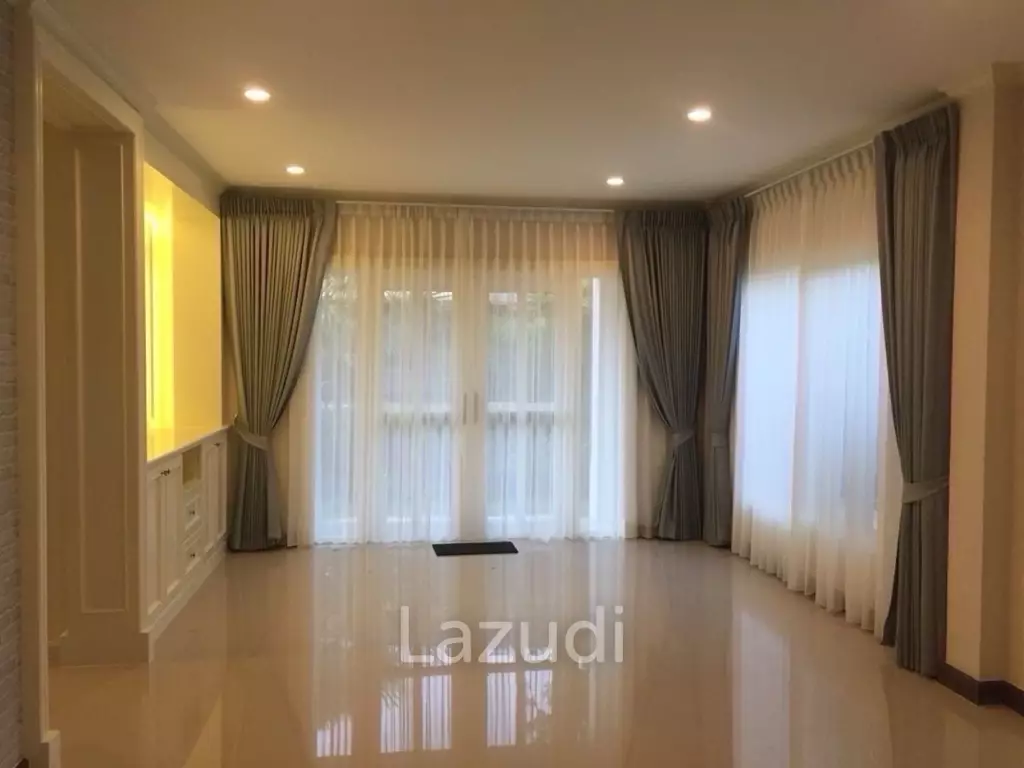 Modern 265 sqm  4 Bed house in Lak Song Bang Khae Bangkok