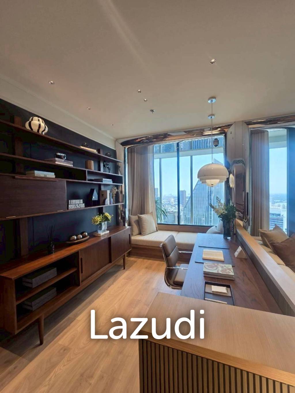 Modern 3 bedroom condo at Noble Emmerse Phrom Phong Khlong Toei