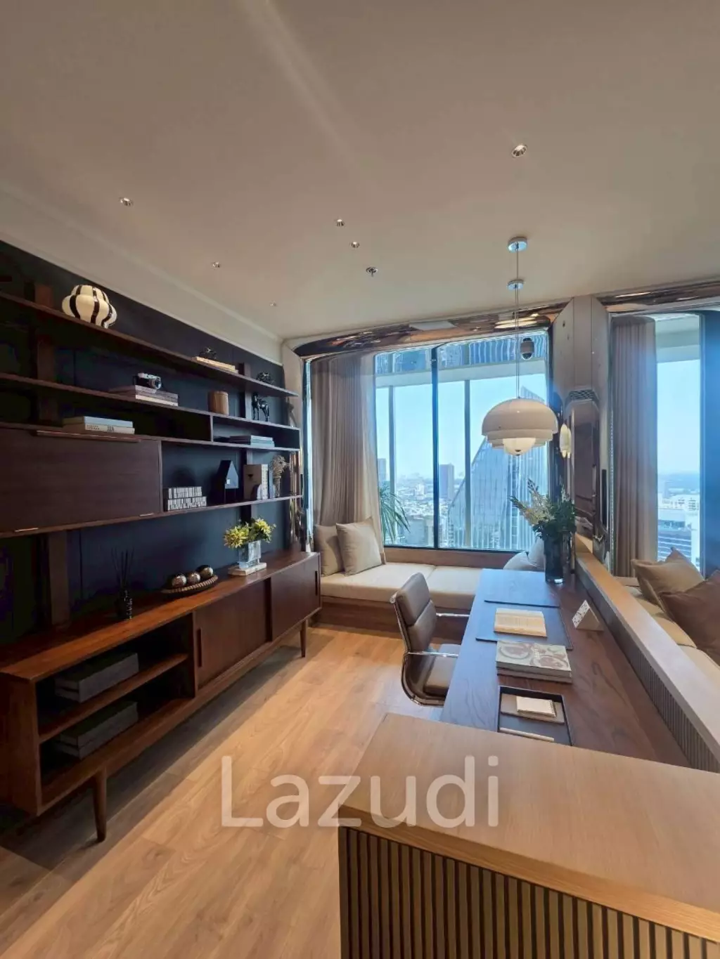 Modern 3 bedroom condo at Noble Emmerse Phrom Phong Khlong Toei