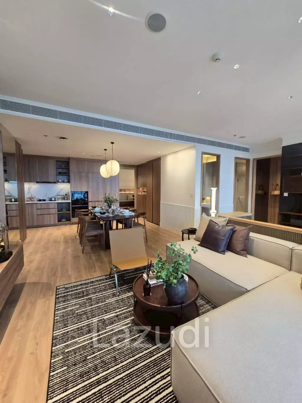 Modern 3 bedroom condo at Noble Emmerse Phrom Phong Khlong Toei