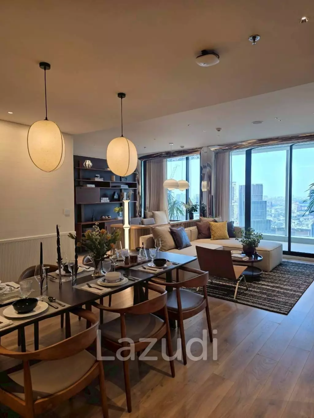 Modern 3 bedroom condo at Noble Emmerse Phrom Phong Khlong Toei