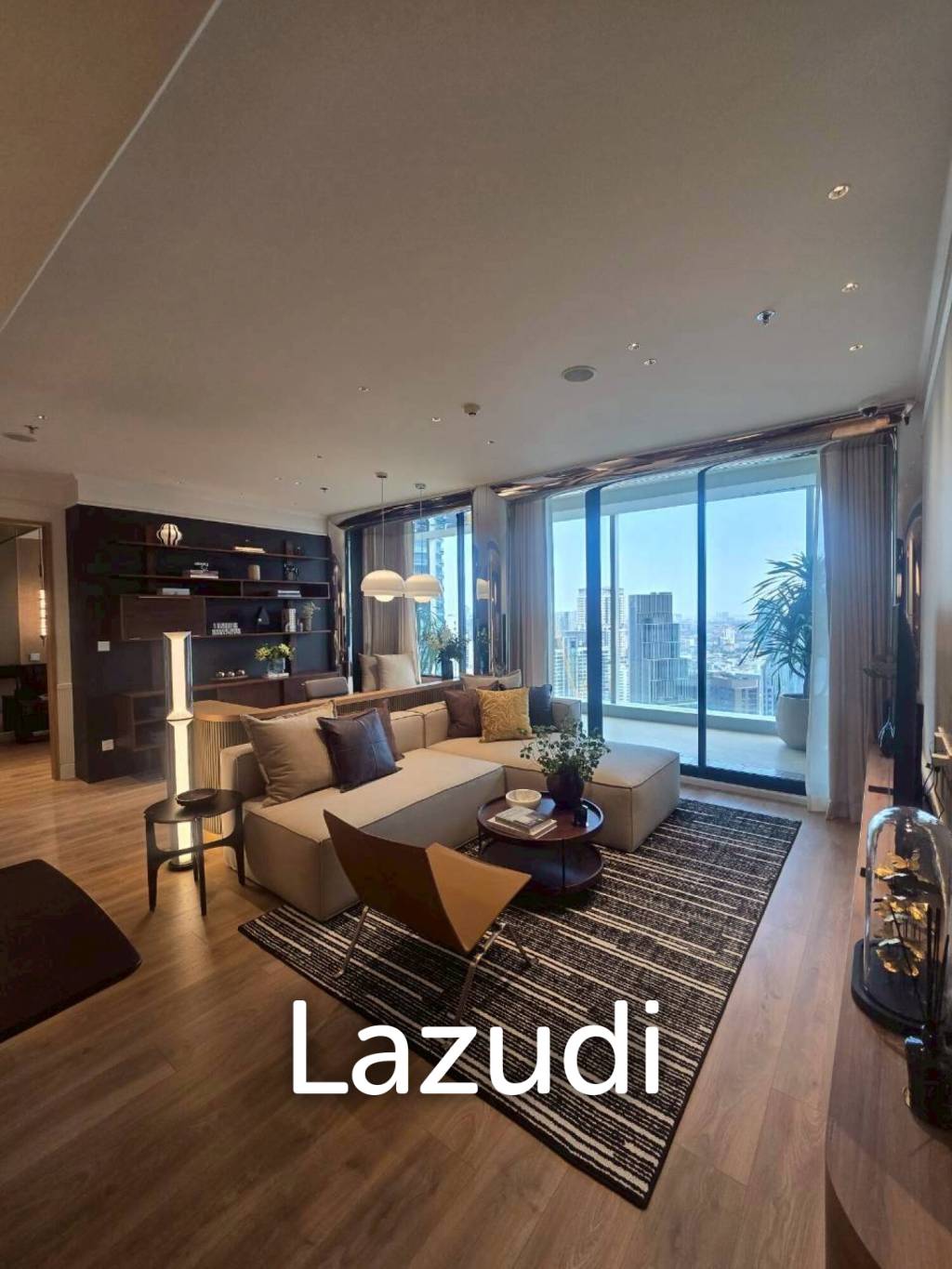 Modern 3 bedroom condo at Noble Emmerse Phrom Phong Khlong Toei
