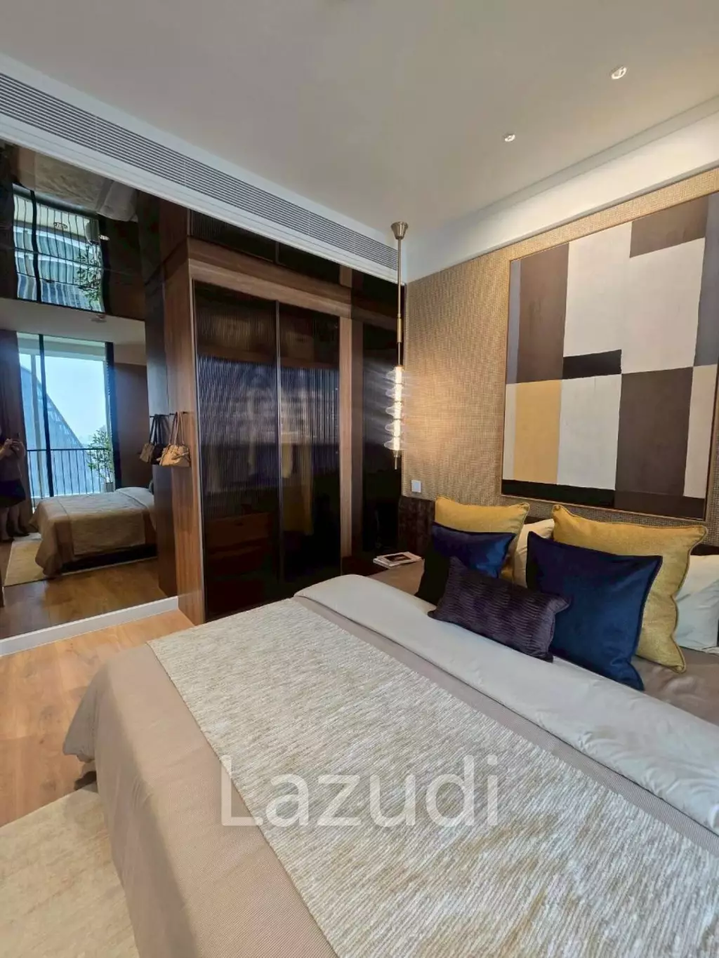 Modern 3 bedroom condo at Noble Emmerse Phrom Phong Khlong Toei