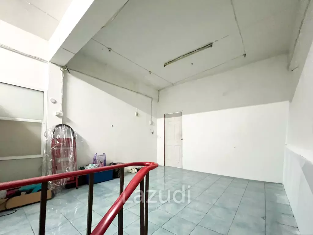 48 sqm mixed-use Townhouse in Hua Hin city center