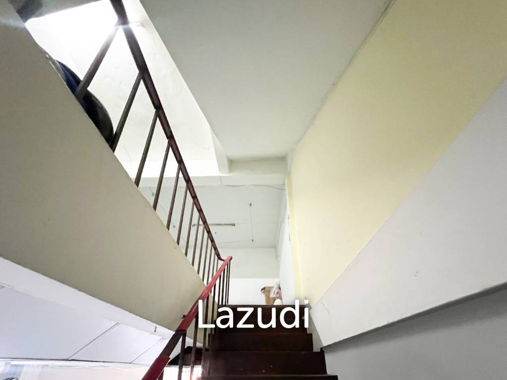 48 sqm mixed-use Townhouse in Hua Hin city center