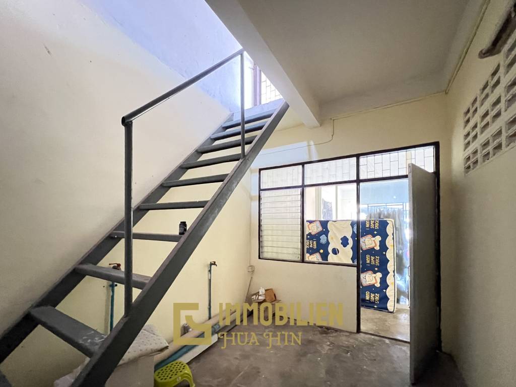 Geschäftshaus / vielseitig nutzbar / inkl. 4 Schlafzimmer + 3 Bäder