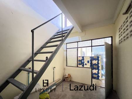 ทาวน์เฮ้าส์ 48 ตร.ม. ใจกลางหัวหิน 4 ห้องนอน ฟรีโฮลด์.