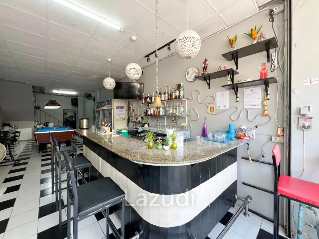 48 sqm mixed-use Townhouse in Hua Hin city center