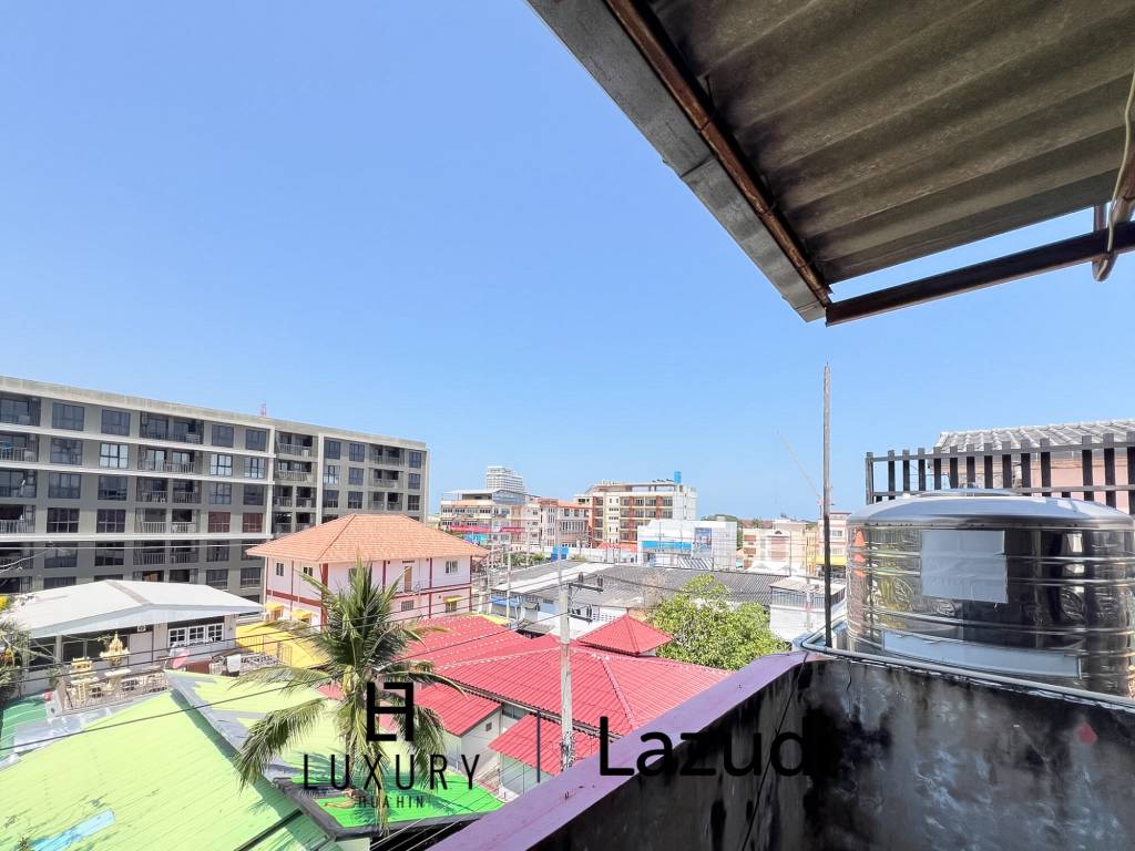 ทาวน์เฮ้าส์ 48 ตร.ม. ใจกลางหัวหิน 4 ห้องนอน ฟรีโฮลด์.