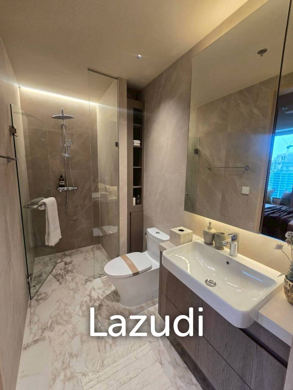 72.96 sqm 2-Bed Condo in Noble Emmerse Phrom Phong, Khlong Toei