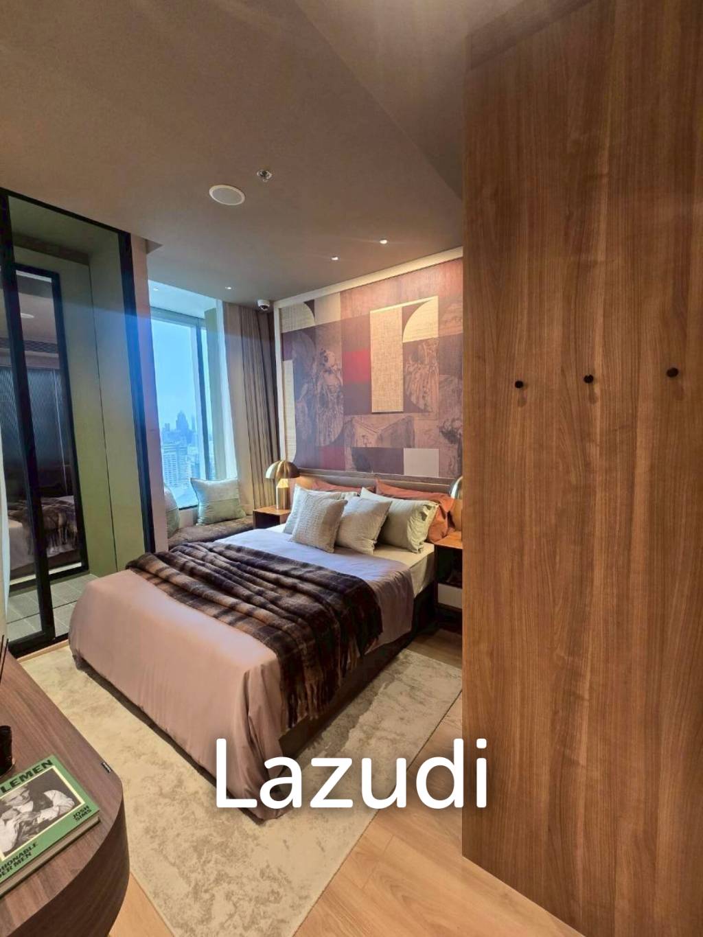 72.96 sqm 2-Bed Condo in Noble Emmerse Phrom Phong, Khlong Toei