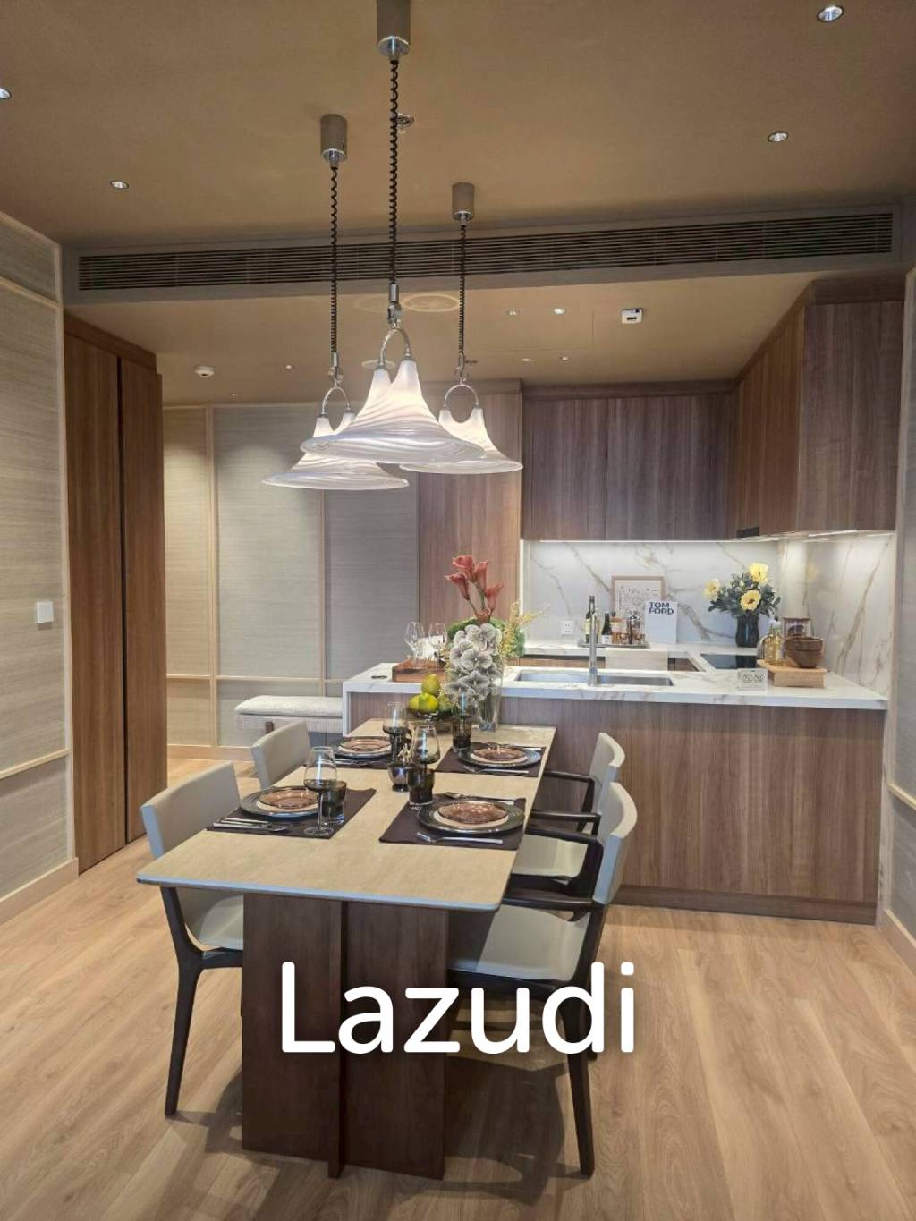 72.96 sqm 2-Bed Condo in Noble Emmerse Phrom Phong, Khlong Toei