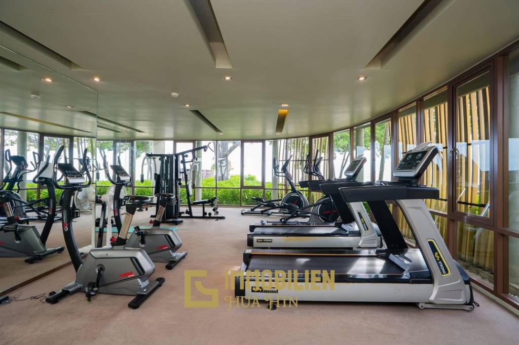 Близко к пляжу / Жилая площадь 55 кв.м / Балкон