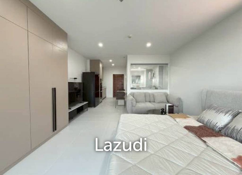 High-Floor Condo for Sale  View Talay 5 Jomtien