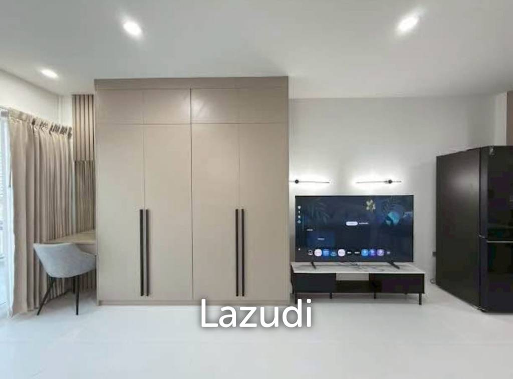 High-Floor Condo for Sale  View Talay 5 Jomtien