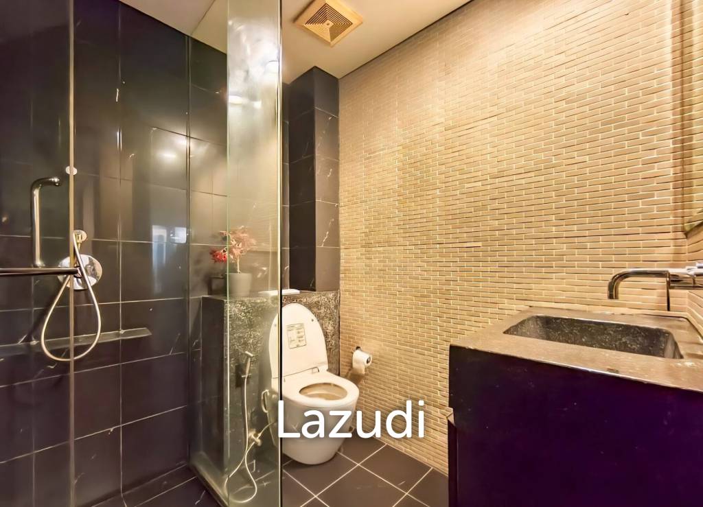 70 sqm modern 2 bedroom condo Siamese Gioia Wattana Bangkok