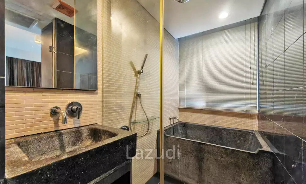 70 sqm modern 2 bedroom condo Siamese Gioia Wattana Bangkok
