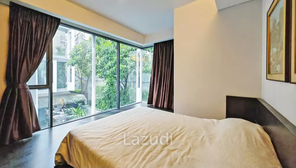 70 sqm modern 2 bedroom condo Siamese Gioia Wattana Bangkok