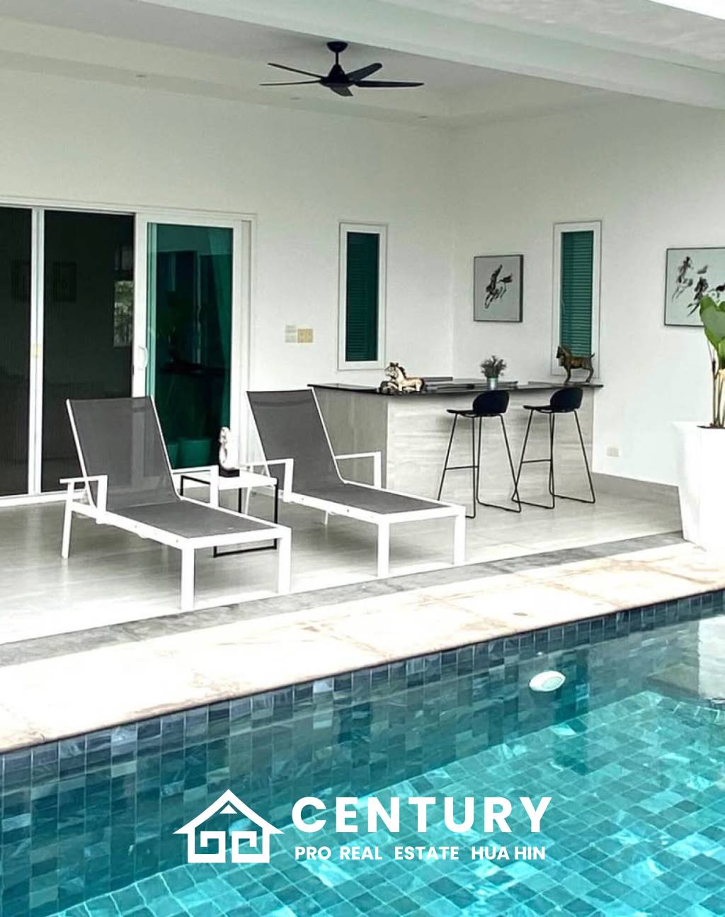 ARIA HUA HIN 1 : 3 bed luxurious modern pool villa