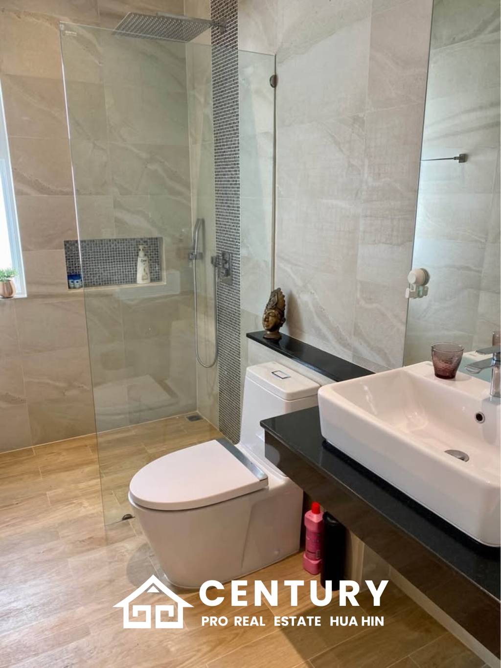 ARIA HUA HIN 1 : 3 bed luxurious modern pool villa