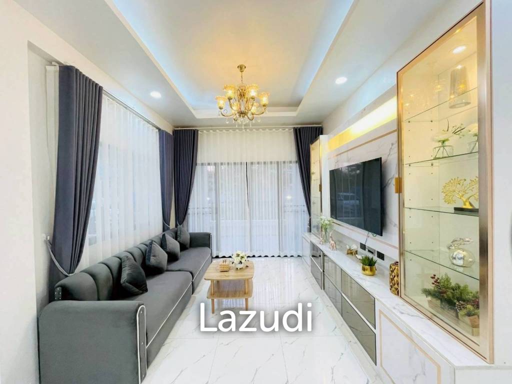 Modern Detached House for Sale in East Pattaya