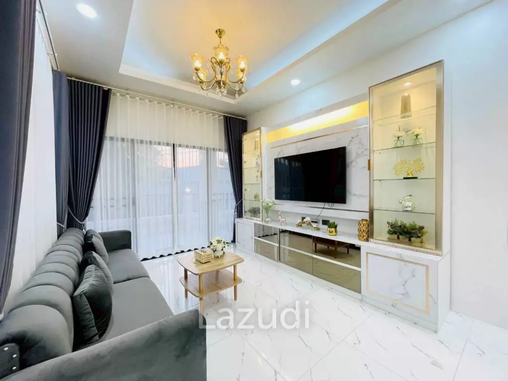 Modern Detached House for Sale in East Pattaya